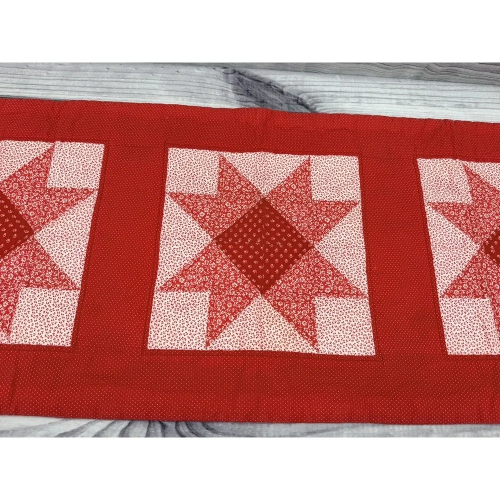 LOT OF 6 HOLIDAY TABLE RUNNERS - FALL / CHRISTMAS - SOME QUILTED - SOME VINTAGE